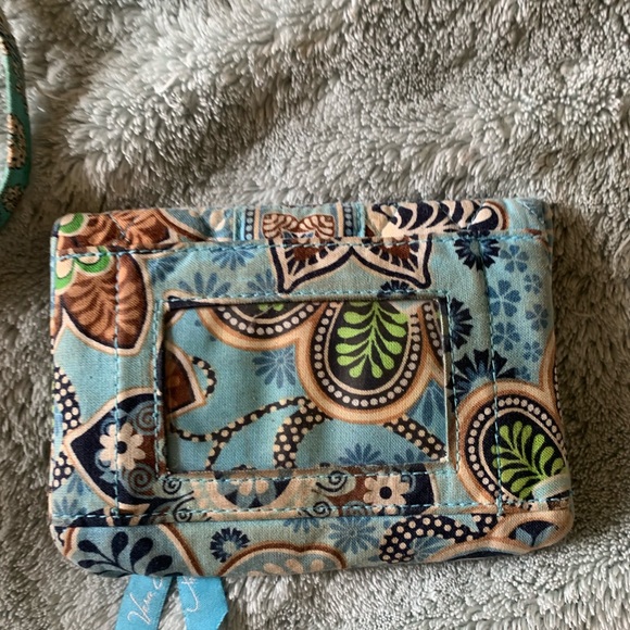 Vera Bradley mini wallet - Picture 3 of 3